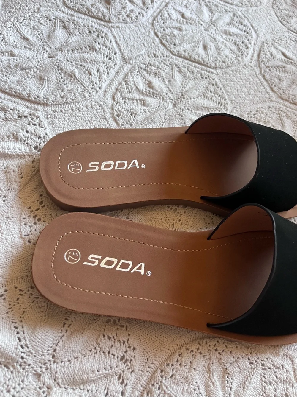 NWT Soda slide sandals black brown faux suede slip on Efron open toe flats
